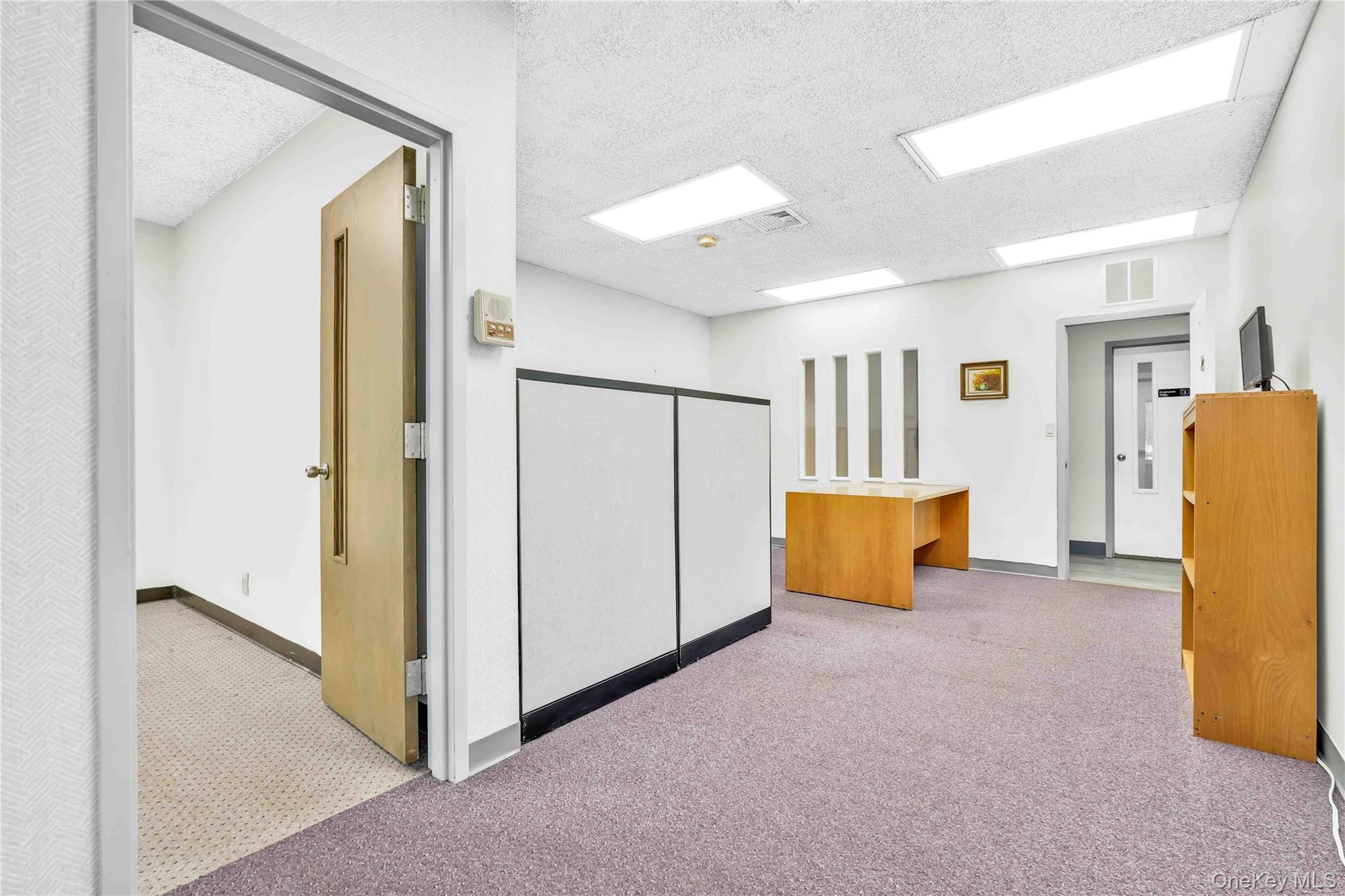 #9 photo, 98-20 Metropolitan Ave, Forest Hills , NY 11375