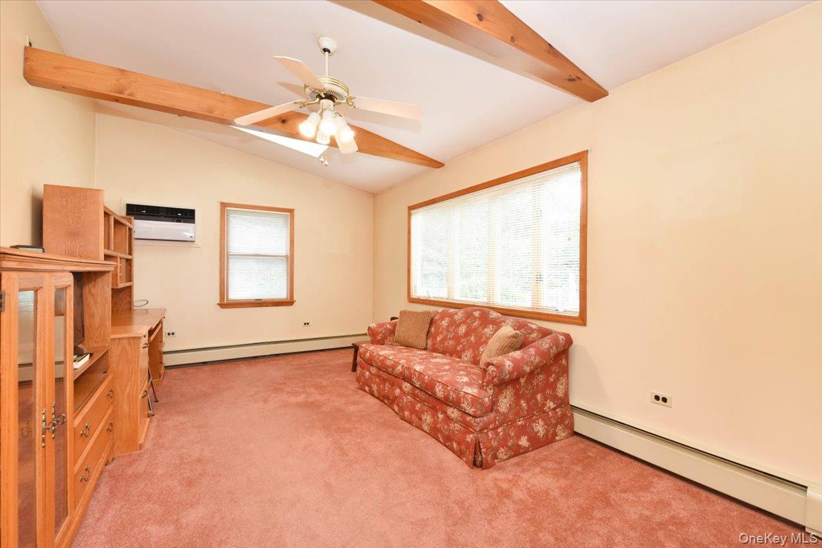 #13 photo, 366 W Gates Avenue, Lindenhurst , NY 11757