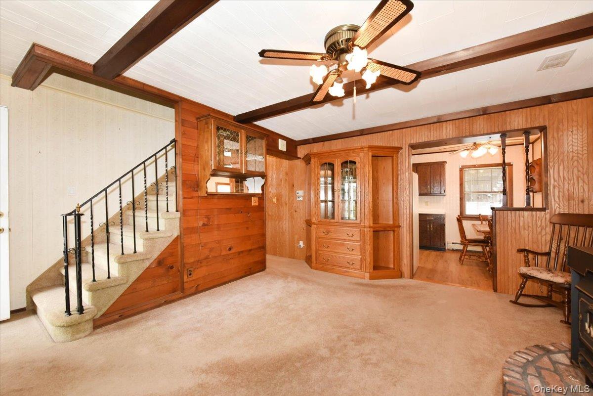 #5 photo, 366 W Gates Avenue, Lindenhurst , NY 11757