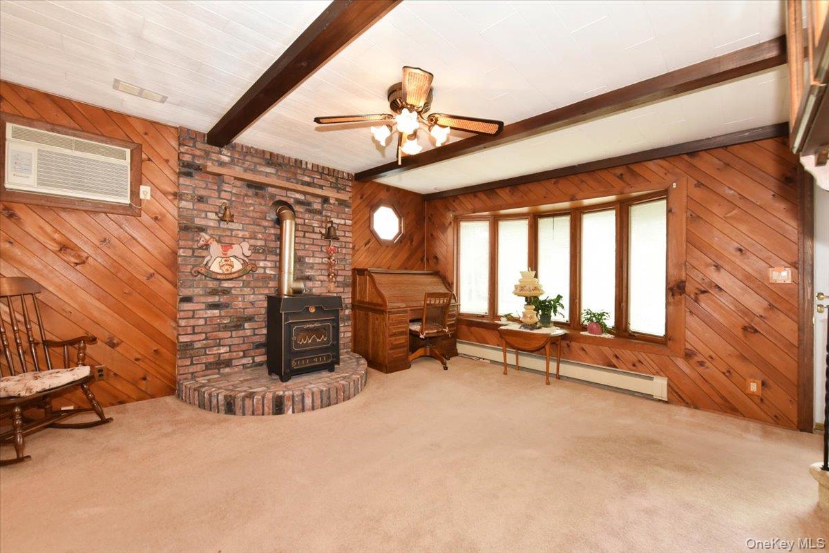 #7 photo, 366 W Gates Avenue, Lindenhurst , NY 11757