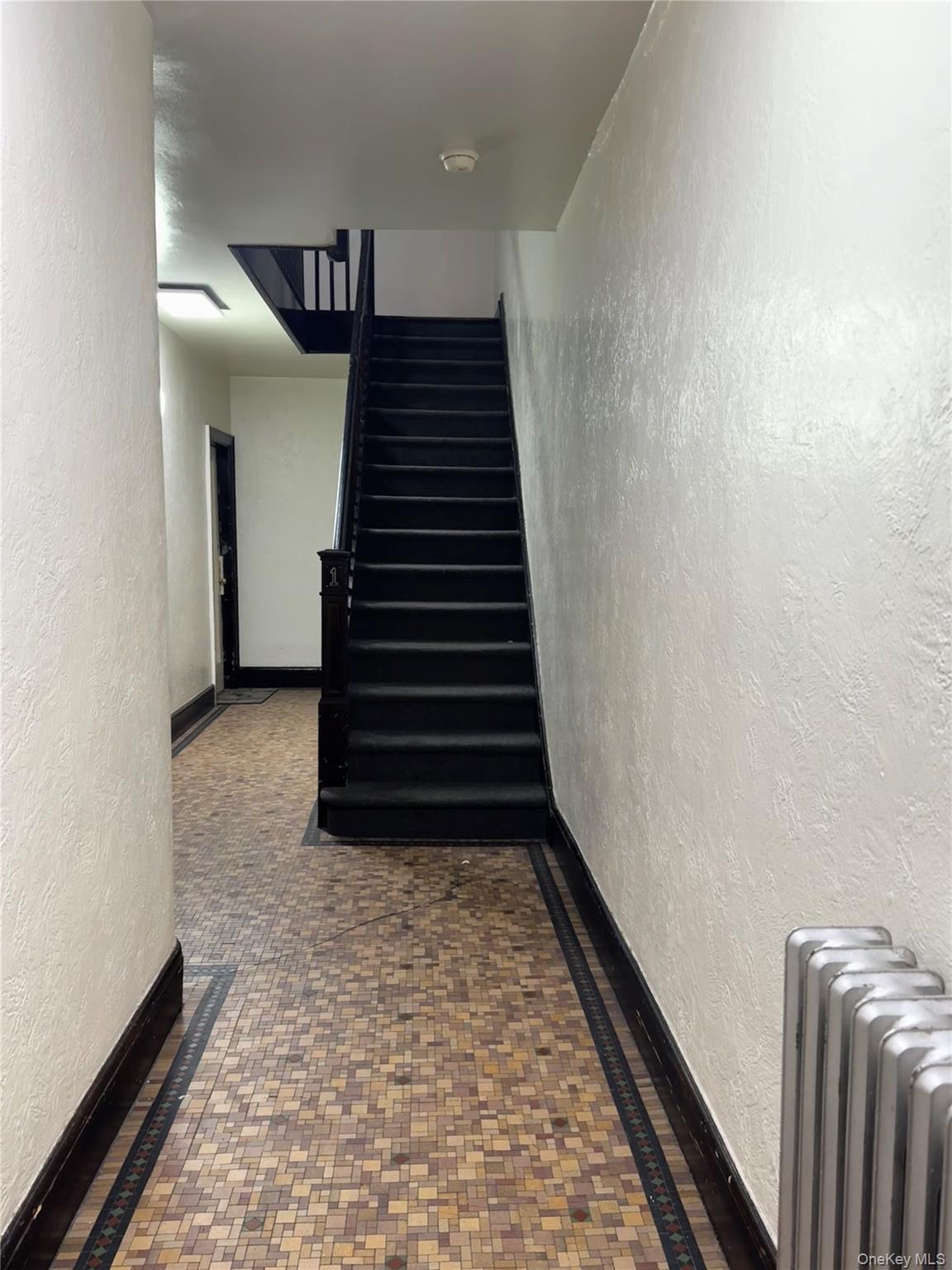 #5 photo, 78-11 73rd Place, Glendale , NY 11385