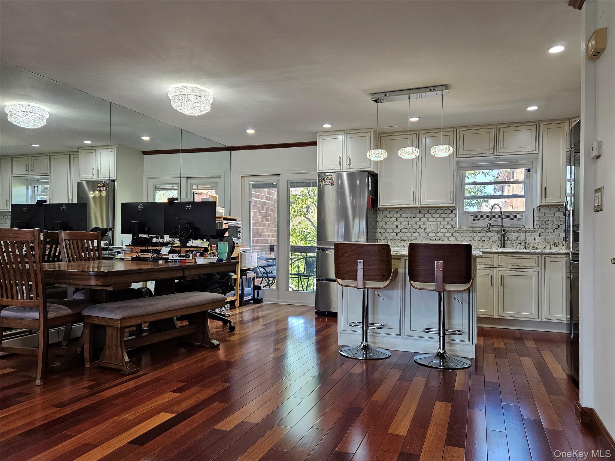 #11 photo, 120-19 Ketch Court, クイーンズ区 College Point , NY 11356