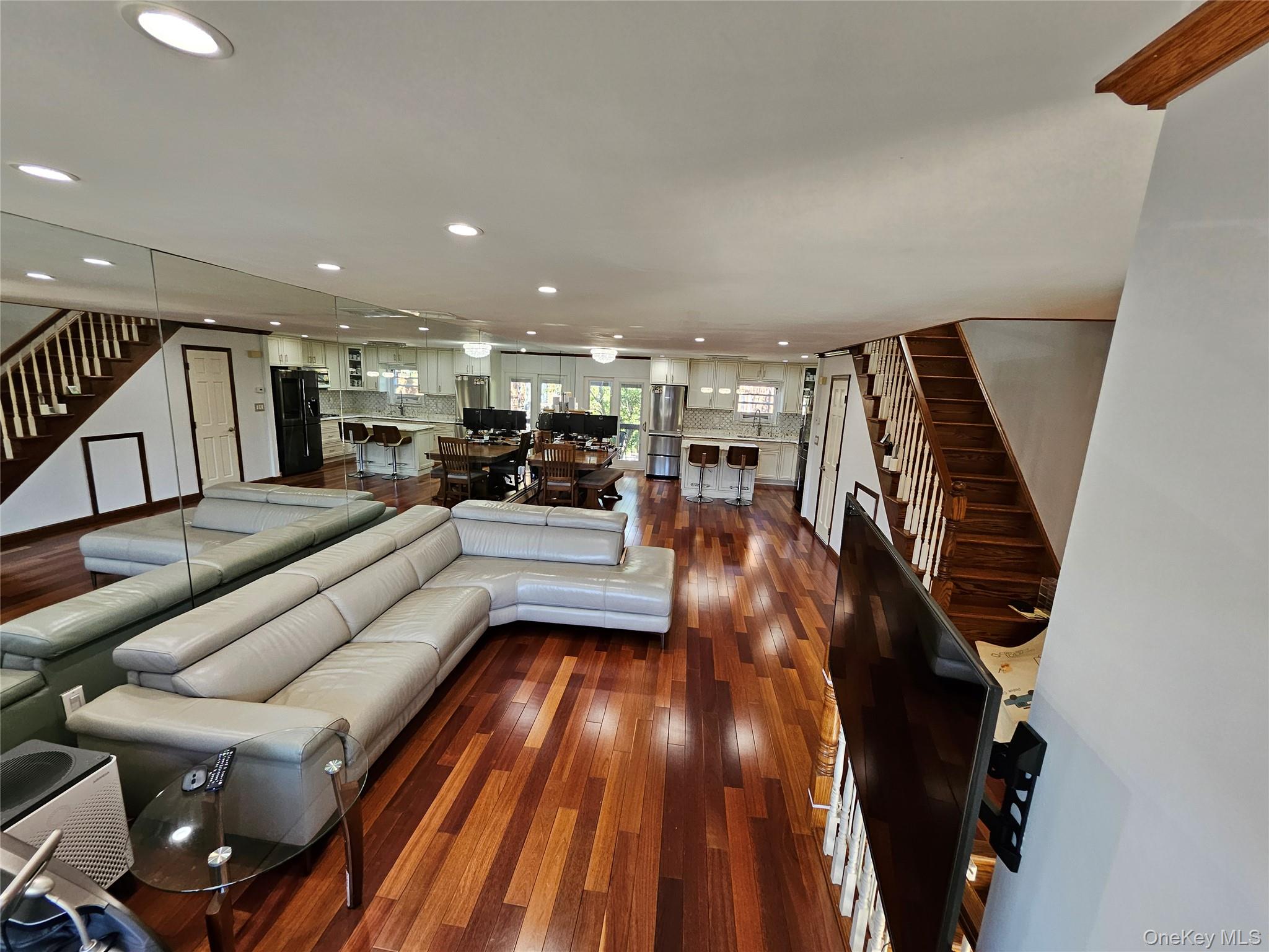 #8 photo, 120-19 Ketch Court, クイーンズ区 College Point , NY 11356