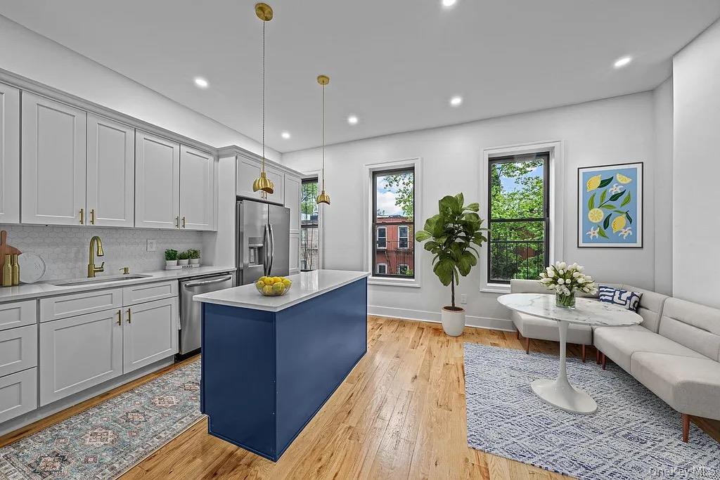 #4 photo, 581 Decatur Street, Brooklyn , NY 11233