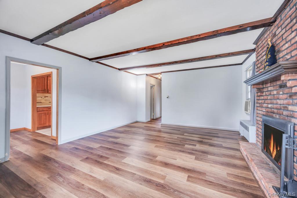 #13 photo, 167 Officials Avenue, Holbrook , NY 11741