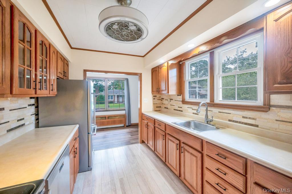 #18 photo, 167 Officials Avenue, Holbrook , NY 11741