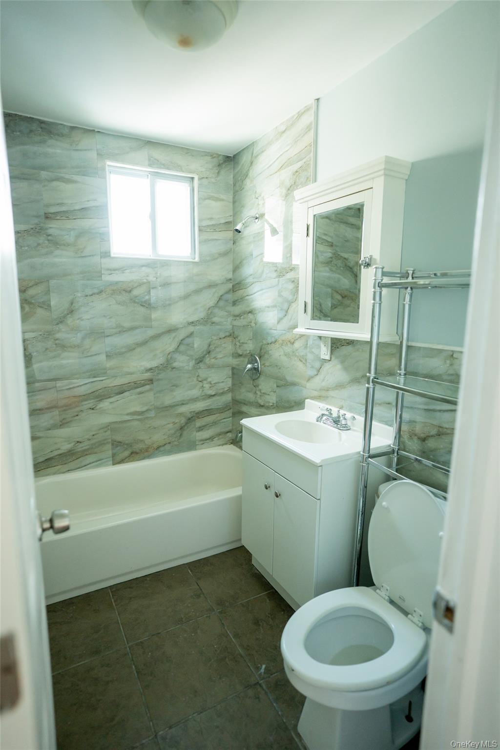 #8 photo, 10532 130th Street, Richmond Hill , NY 11419