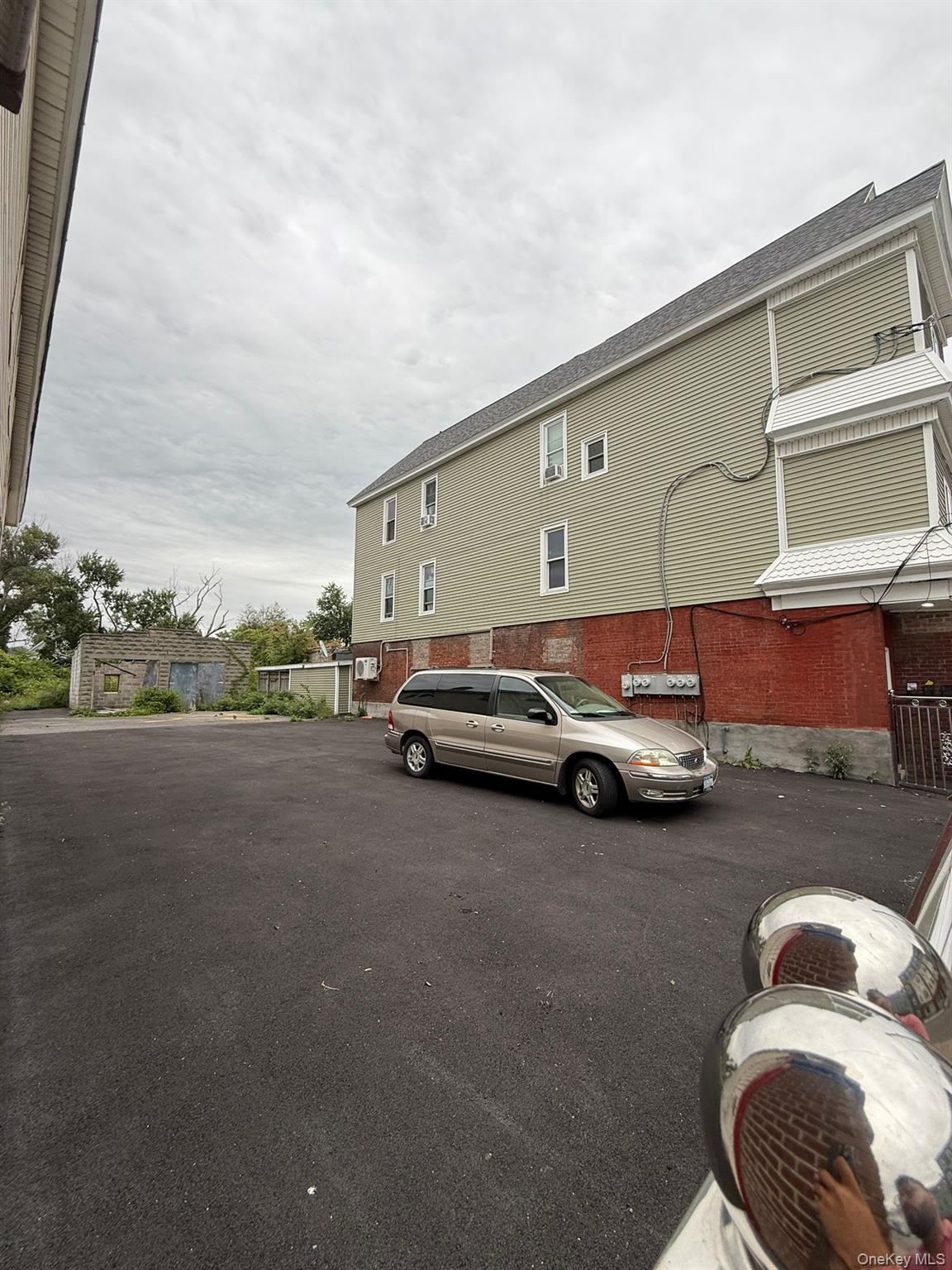 #12 photo, 939 Crane Street, Call Listing Agent , NY 12303