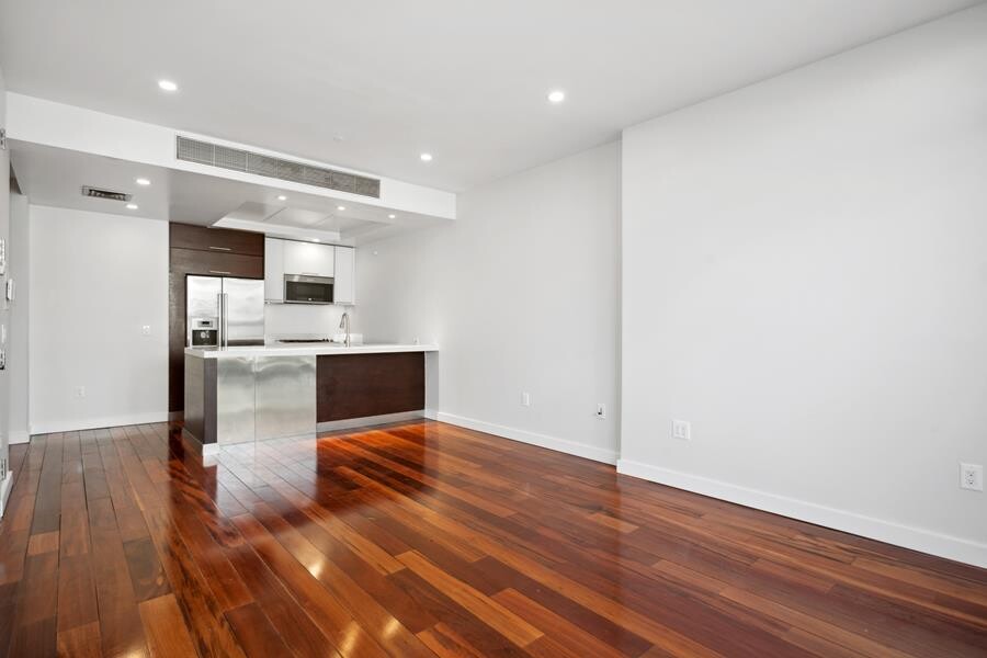 #3 photo, Brooklyn, ブルックリン区 Williamsburg,North , NY 11211