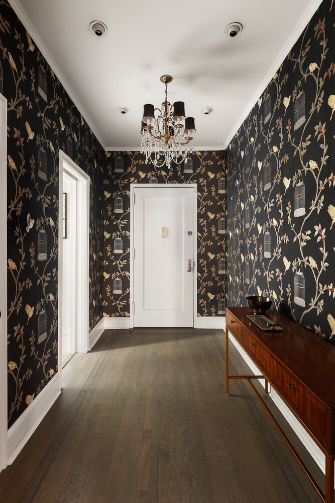 #7 photo, 232 E 6TH Street, East Village , NY 10003