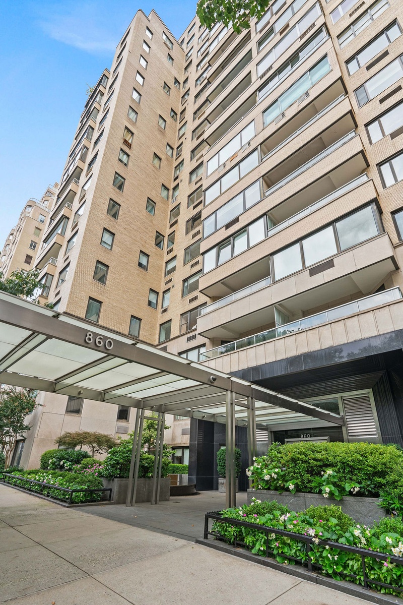 #14 photo, 860 5th Avenue, Upper East Side , NY 10065