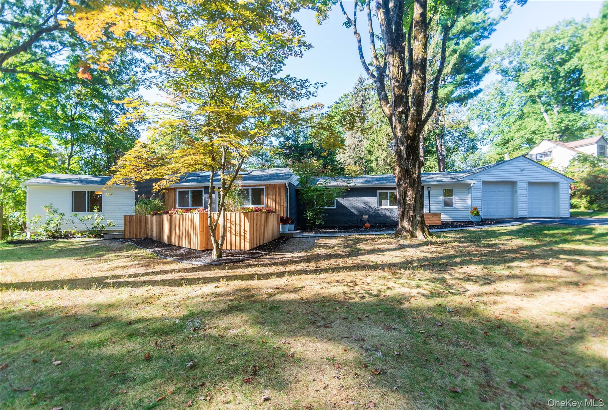 #1 photo, 11 Tree Top Lane, Poughkeepsie , NY 12603