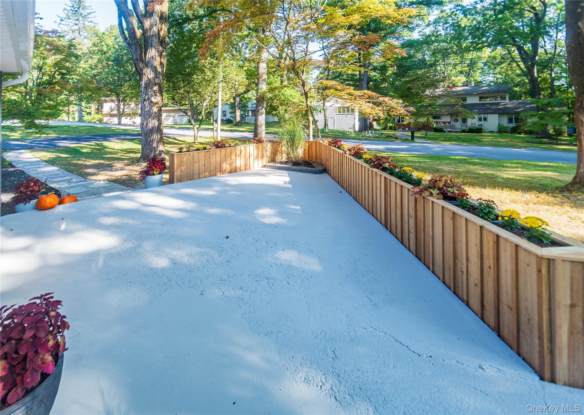 #3 photo, 11 Tree Top Lane, Poughkeepsie , NY 12603