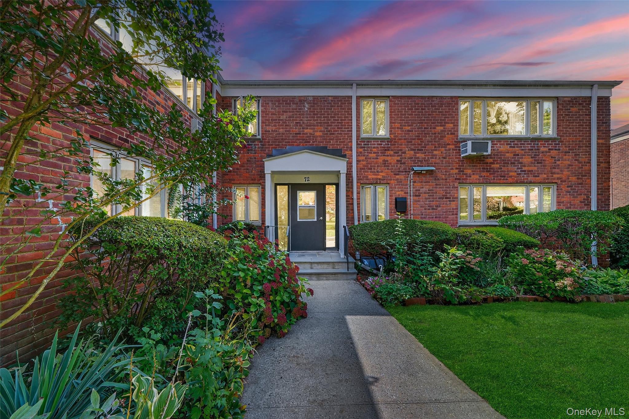 #1 photo, 72 Lawrence Court, White Plains , NY 10603