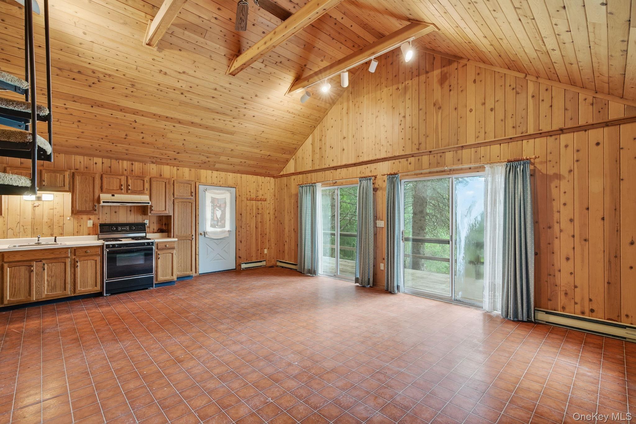 #13 photo, 174 Gary Place, Denver , NY 12421