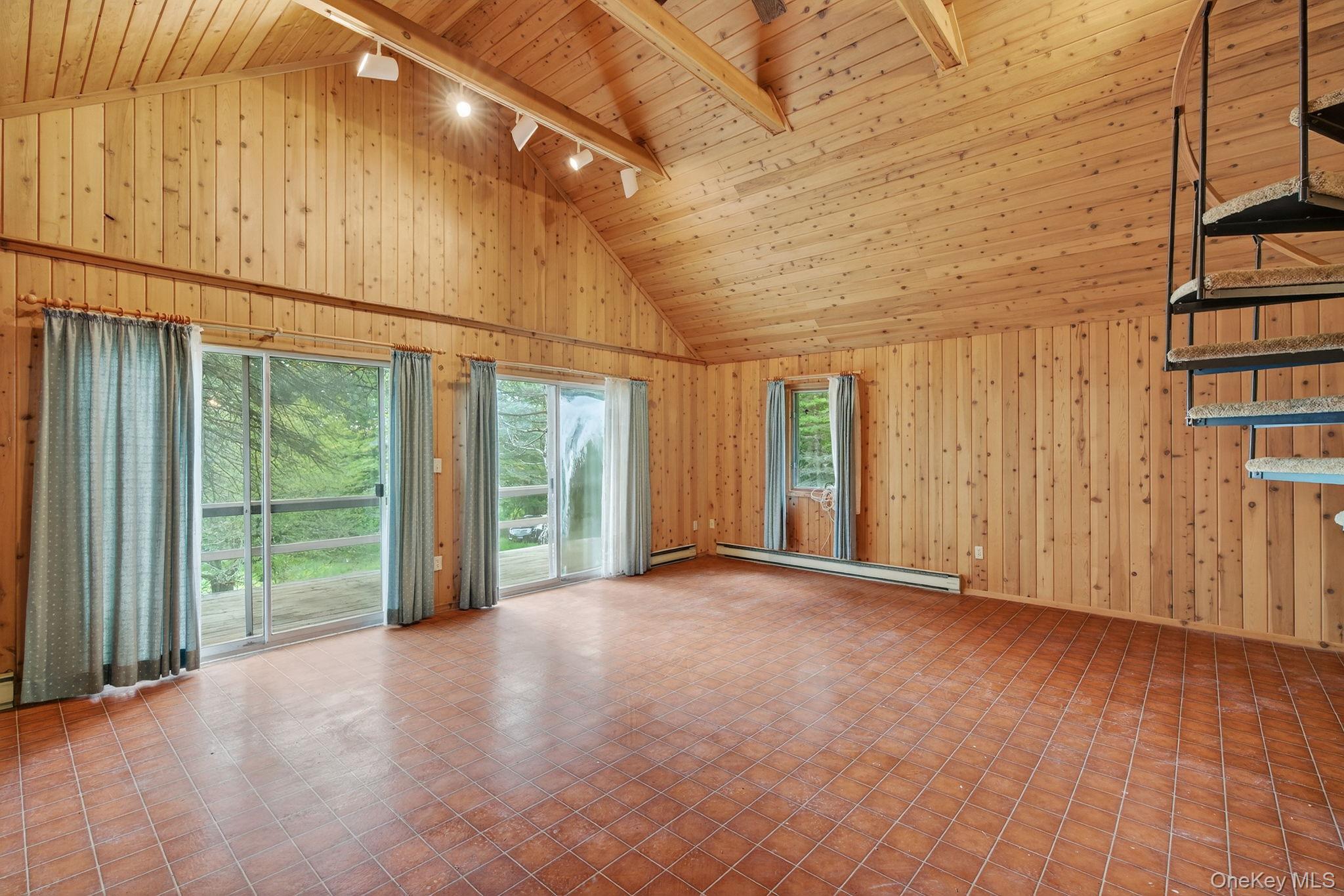 #18 photo, 174 Gary Place, Denver , NY 12421