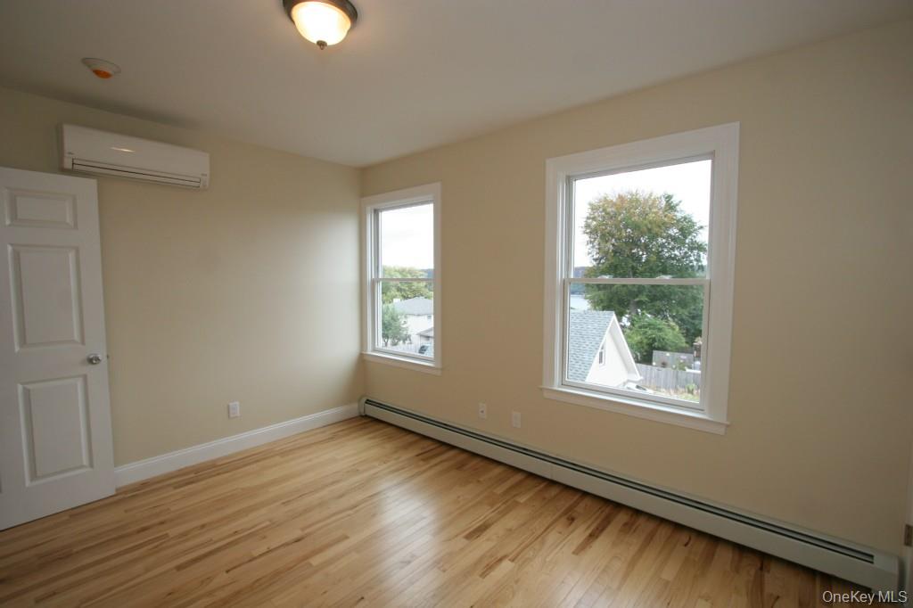 #19 photo, 385 Palisade Avenue, Yonkers , NY 10703