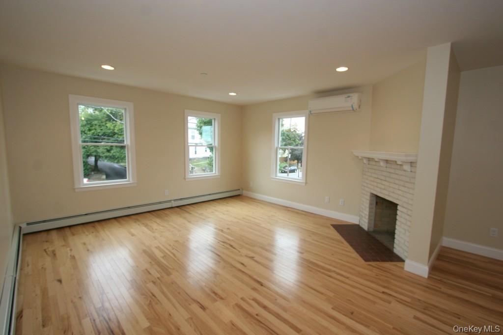 #8 photo, 385 Palisade Avenue, Yonkers , NY 10703