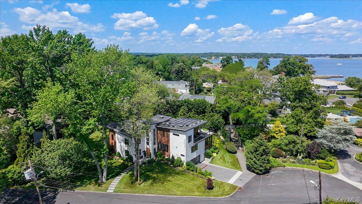#1 photo, 1040 Nautilus Lane, Mamaroneck , NY 10543