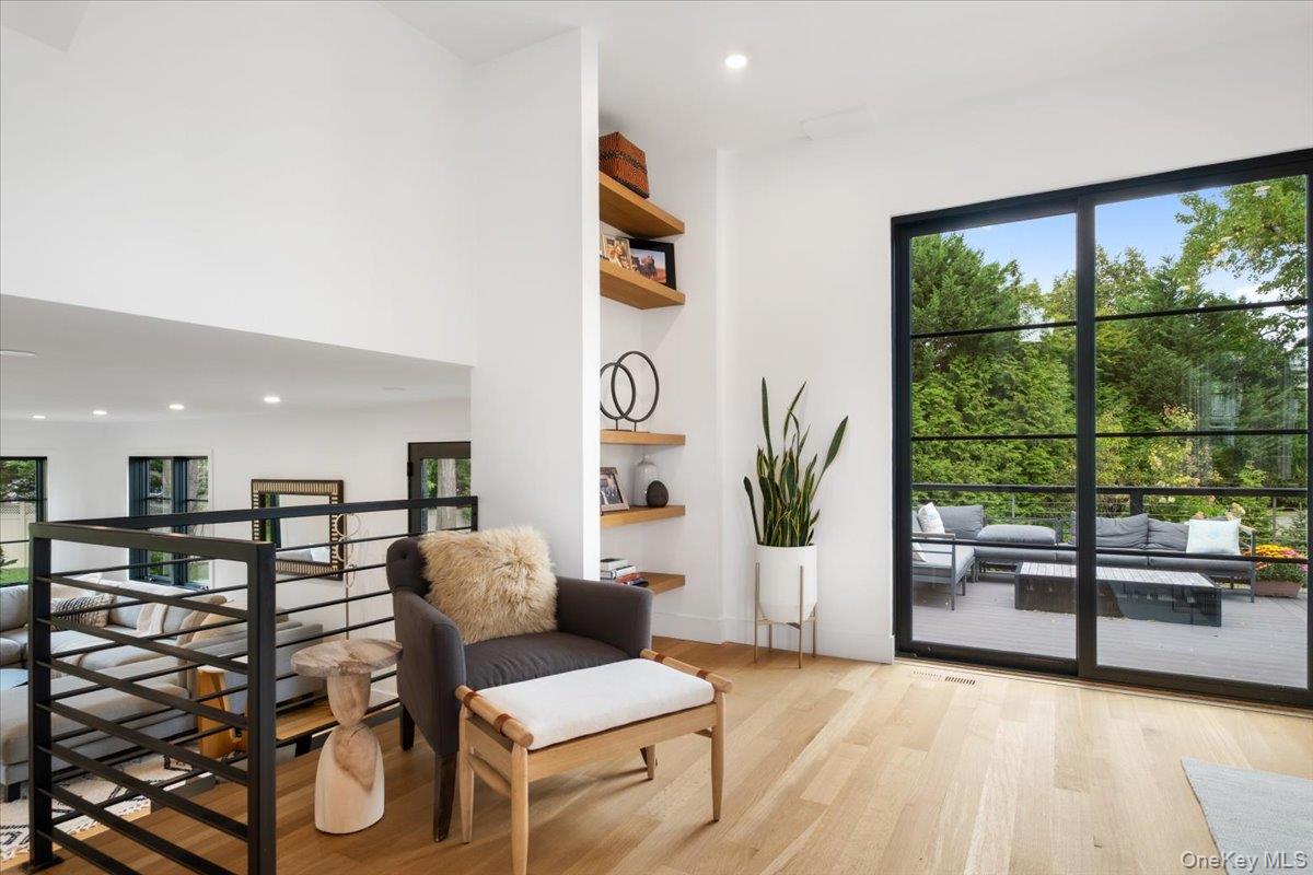 #19 photo, 1040 Nautilus Lane, Mamaroneck , NY 10543