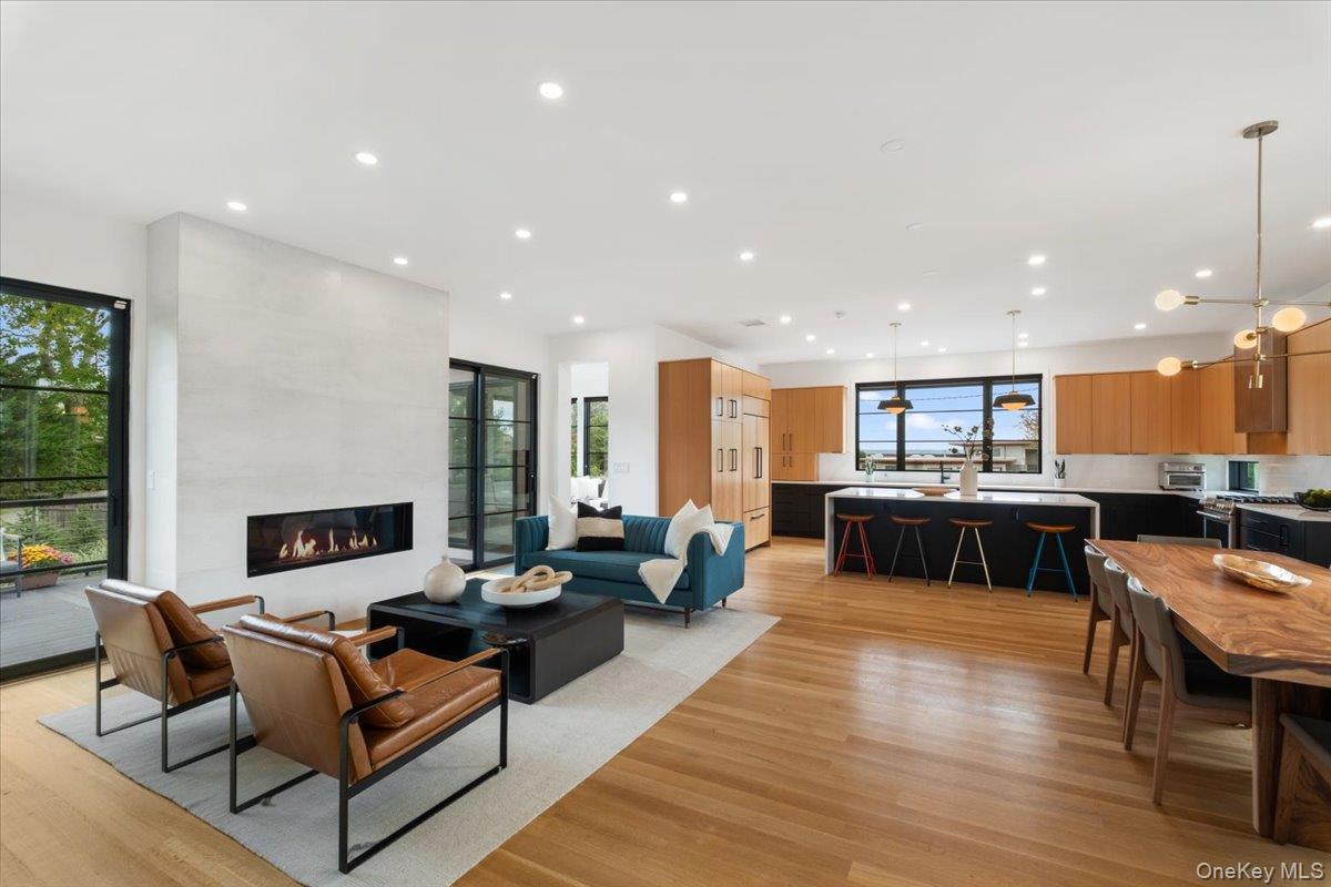 #6 photo, 1040 Nautilus Lane, Mamaroneck , NY 10543