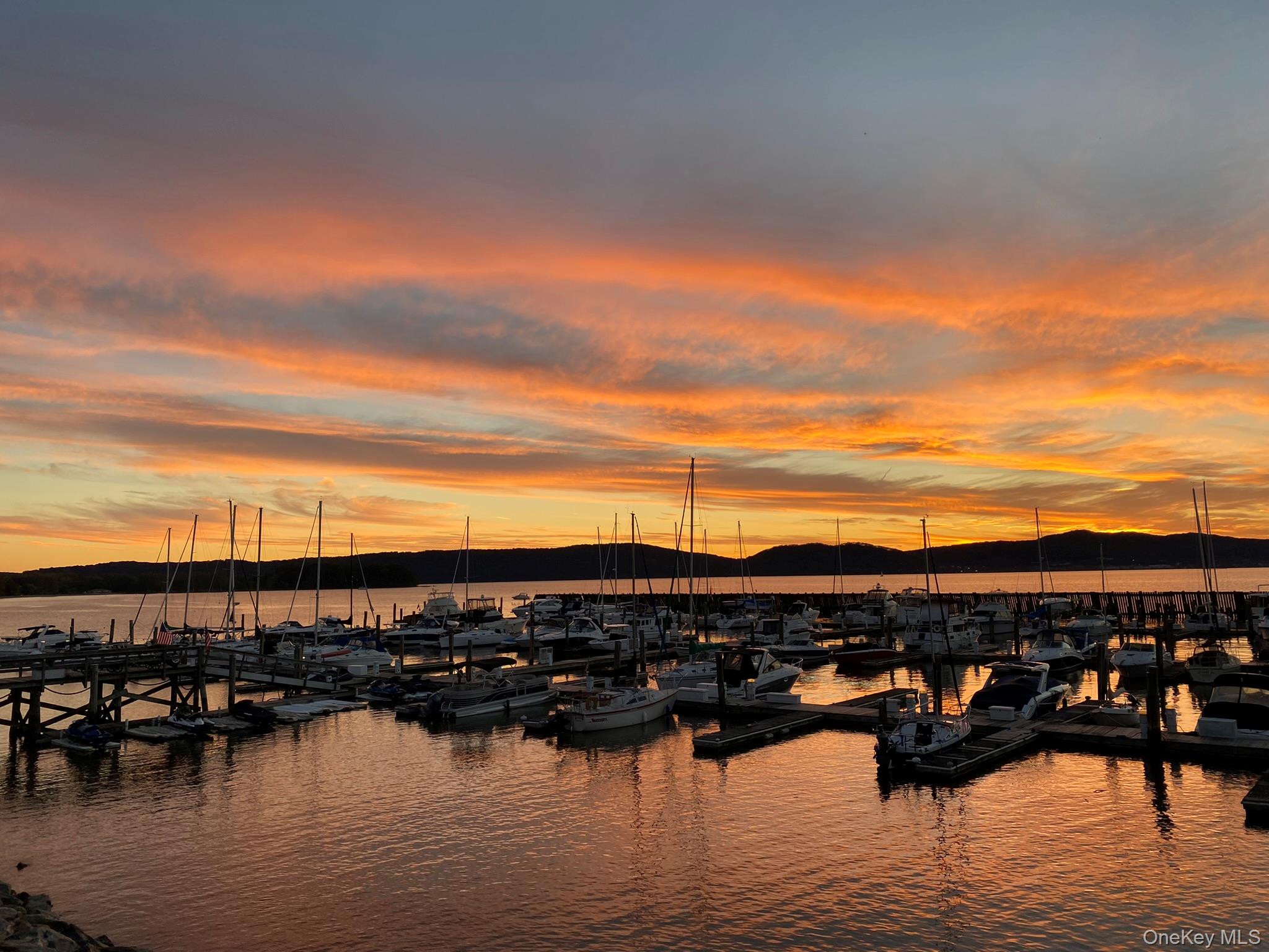 #1 photo, B-11 Half Moon Bay Marina, Croton-on-Hudson , NY 10520