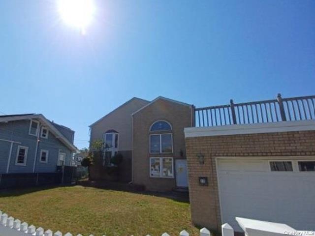 #2 photo, 47 Monroe Street, ナッソー郡 Inwood , NY 11096