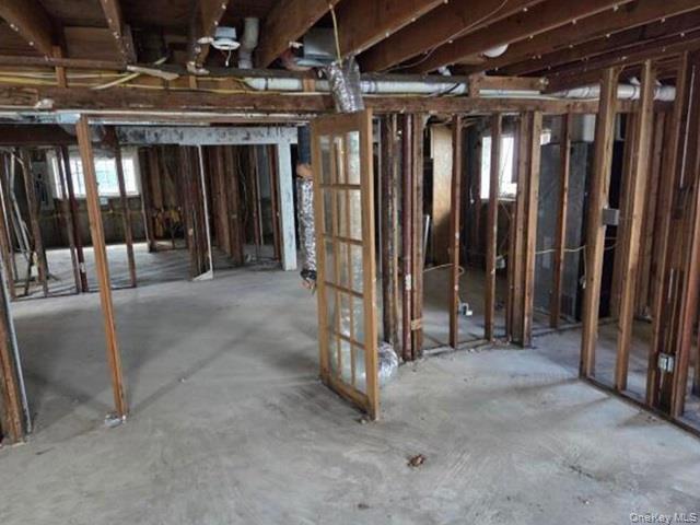 #5 photo, 47 Monroe Street, ナッソー郡 Inwood , NY 11096