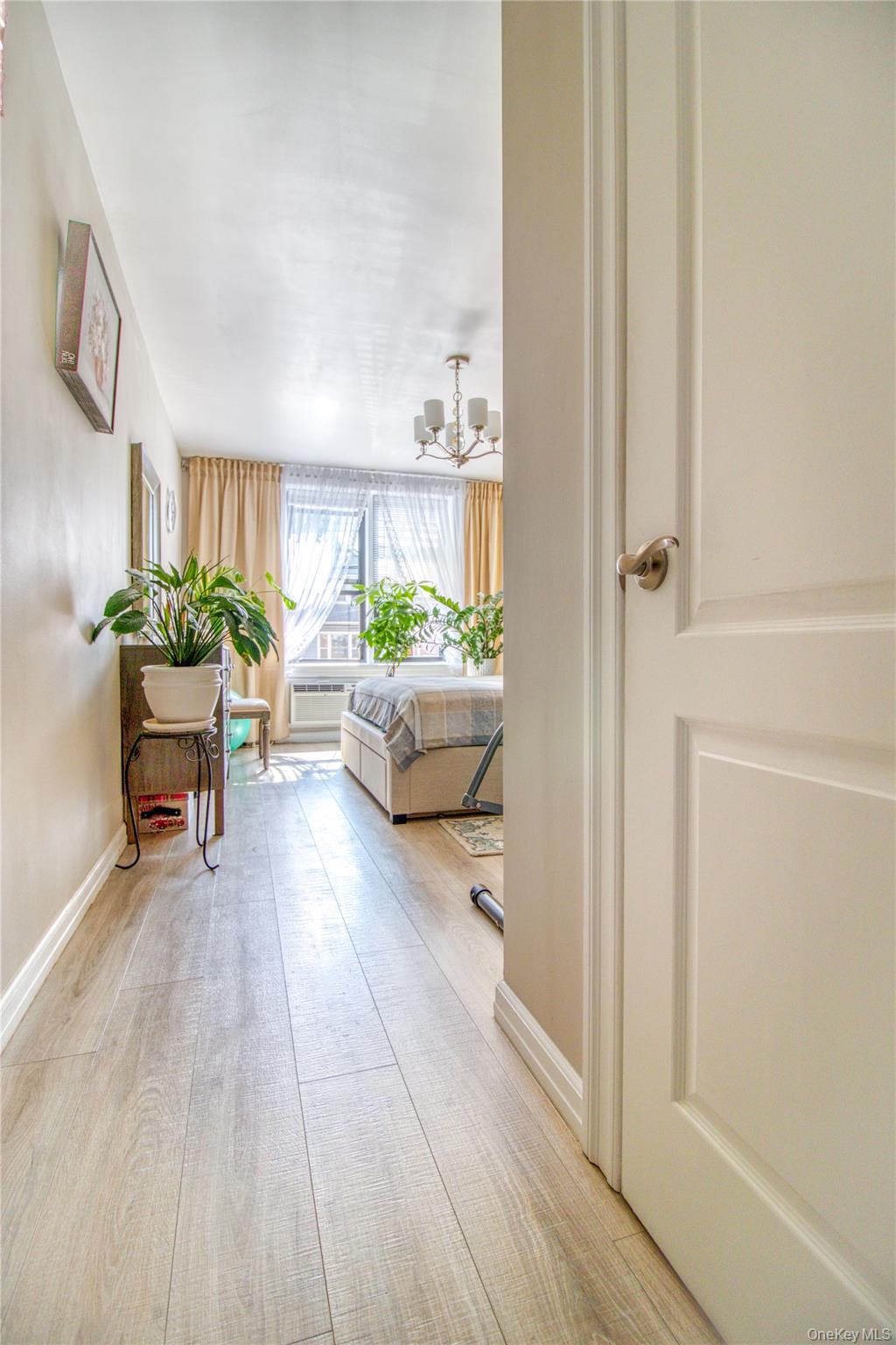 #4 photo, 145 Lincoln Avenue, Staten Island , NY 10306