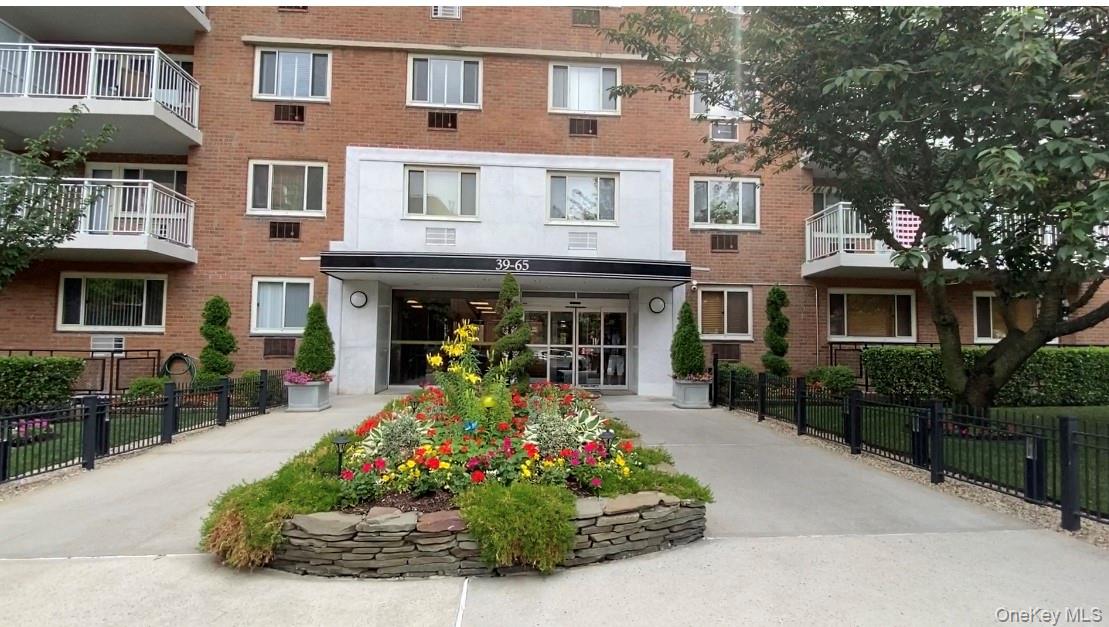 #1 photo, 39-65 52nd Street, 皇后區 木邊 Woodside , NY 11377