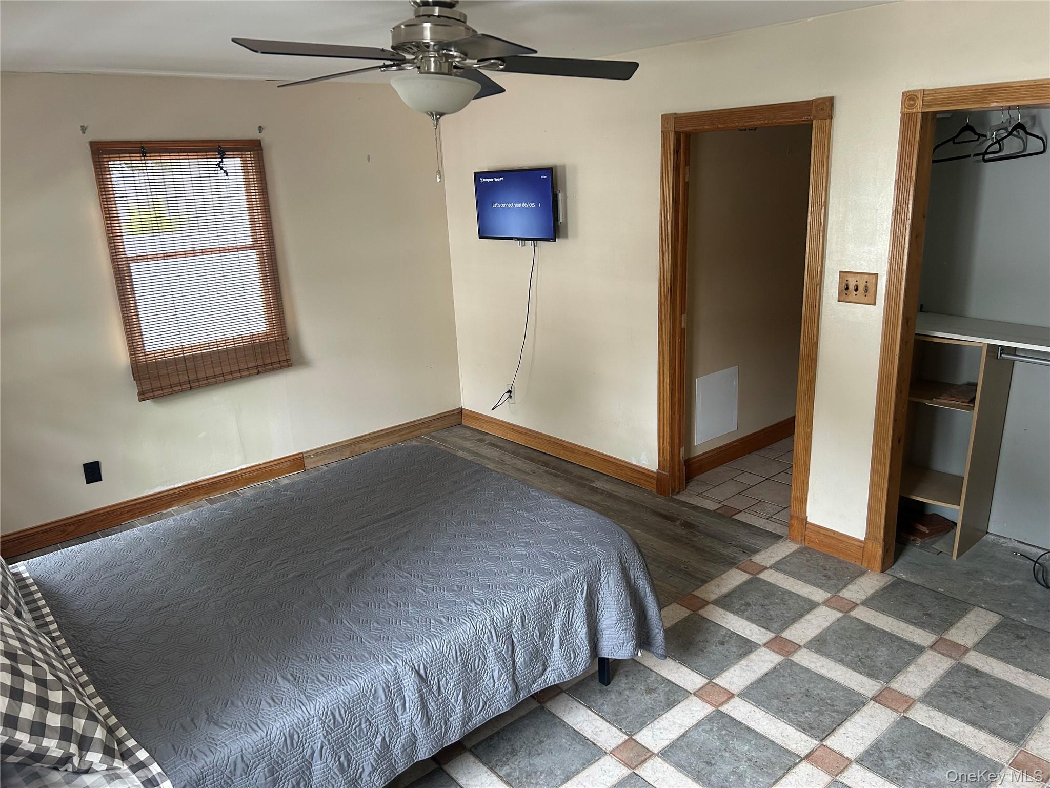 #6 photo, 239 Curtin Avenue, West Islip , NY 11795