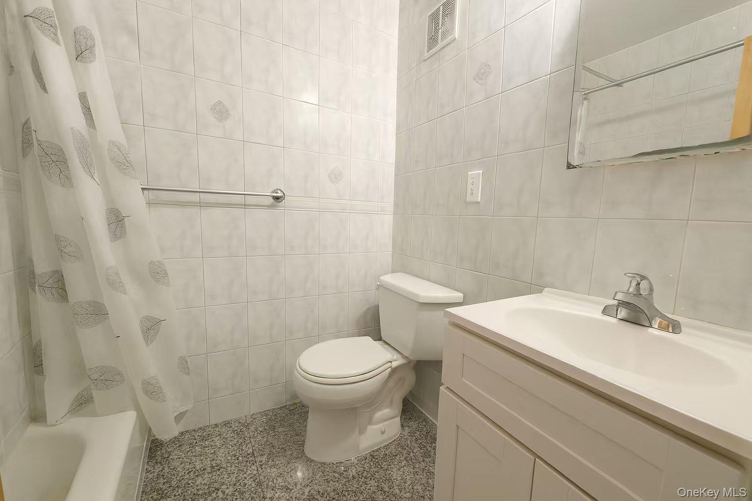 #5 photo, 4508 80th Street, クイーンズ区 Elmhurst , NY 11373