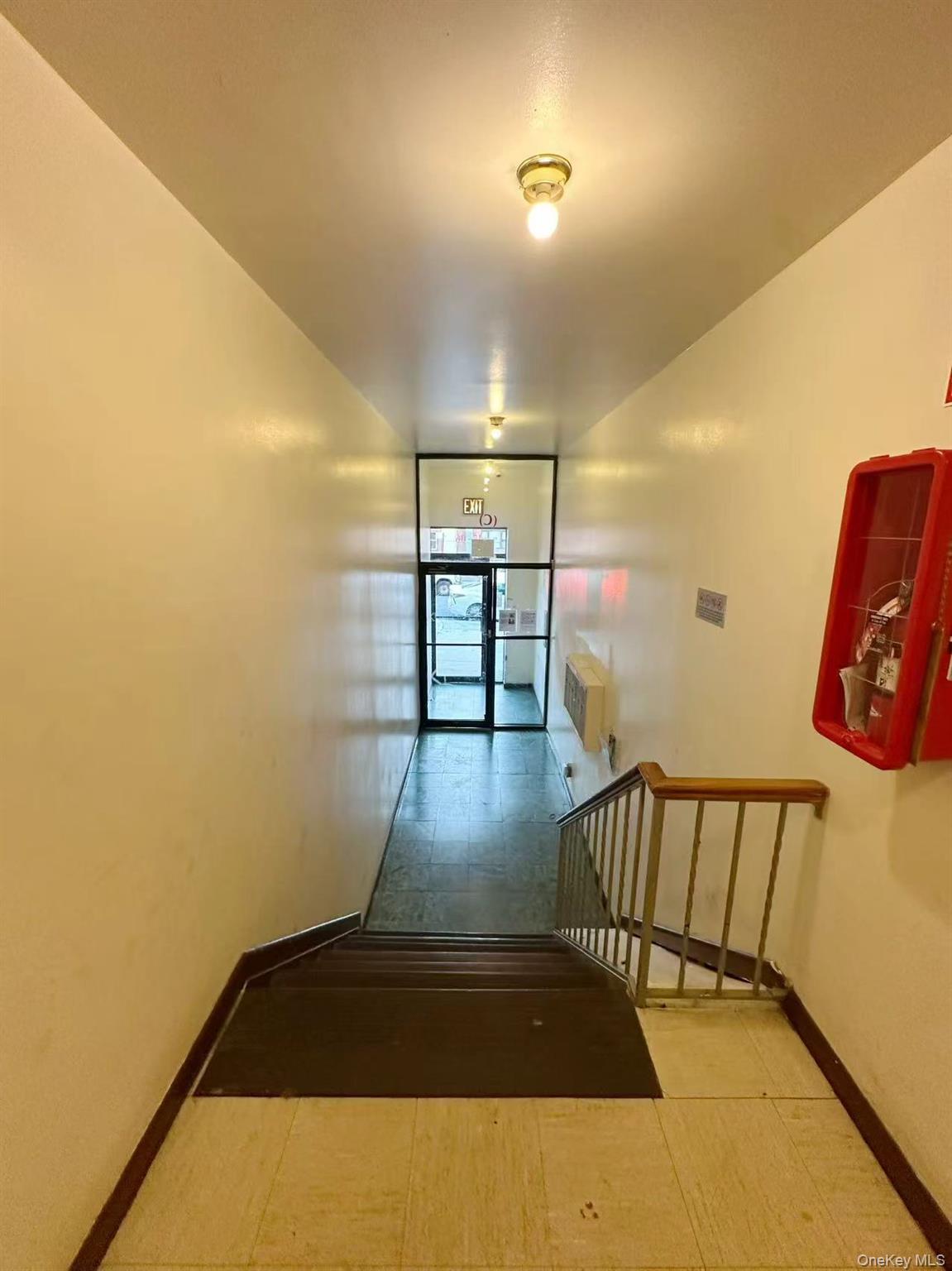 #6 photo, 4508 80th Street, クイーンズ区 Elmhurst , NY 11373