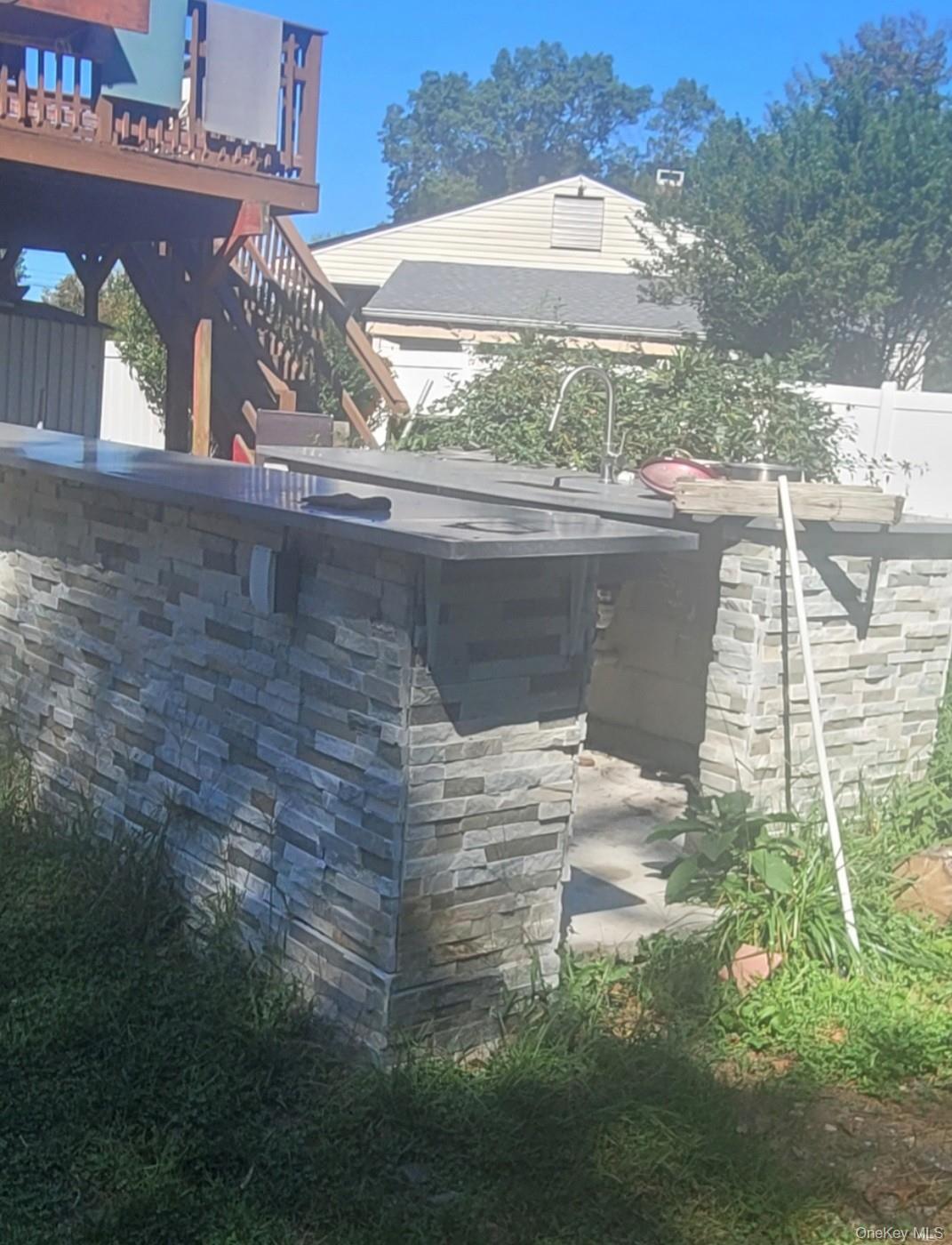 #9 photo, 11 Churchill Drive, 롱 아일랜드 Brentwood , NY 11717