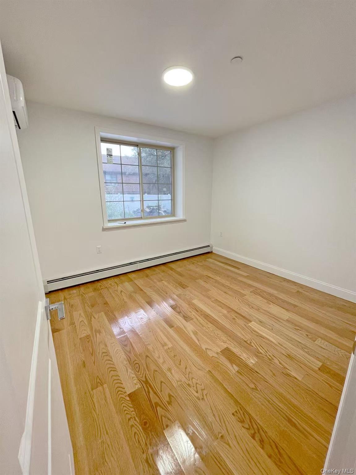 #5 photo, 3629 171th Street, Flushing , NY 11358