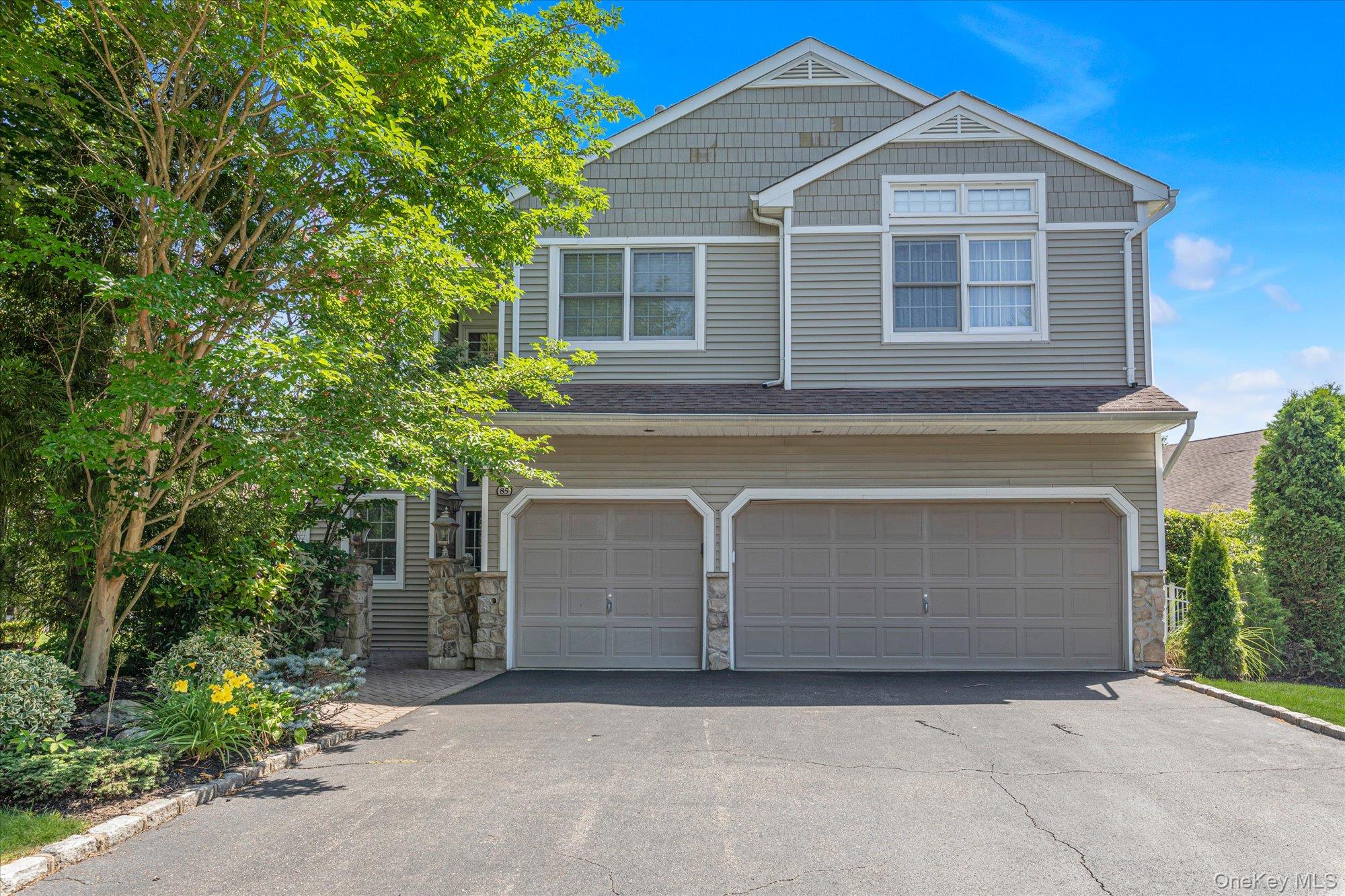 #1 photo, 85 Sagamore Drive, Plainview , NY 11803