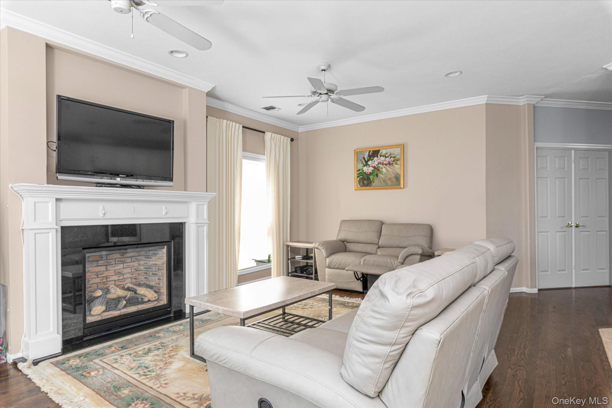 #8 photo, 85 Sagamore Drive, Plainview , NY 11803