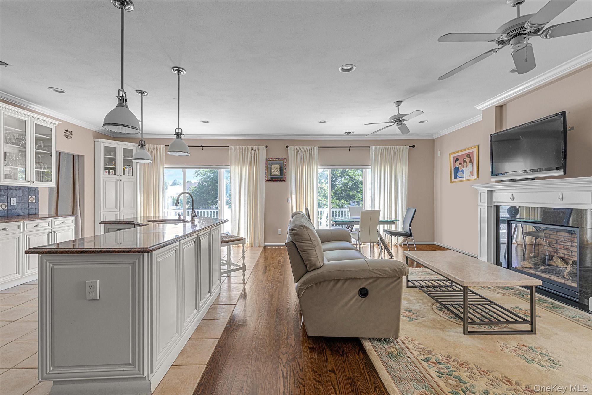 #9 photo, 85 Sagamore Drive, Plainview , NY 11803