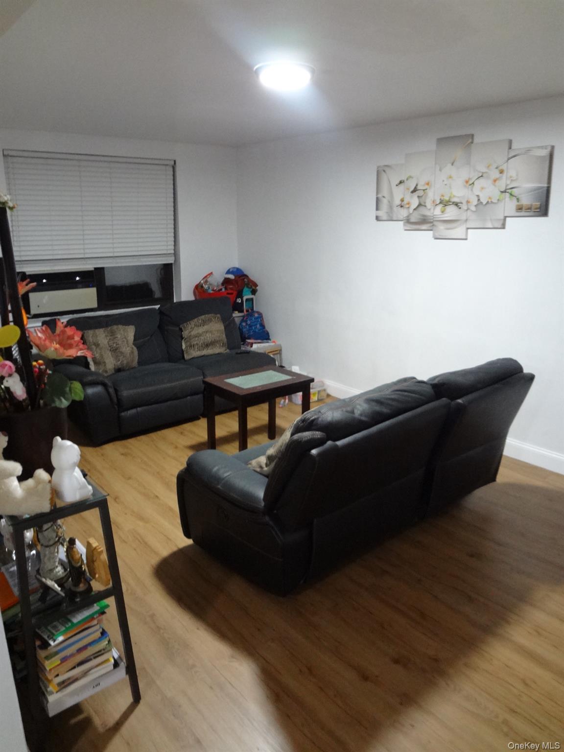 #2 photo, 88-09 Northern, जैक्सन हाइट्स Jackson Heights , NY 11372