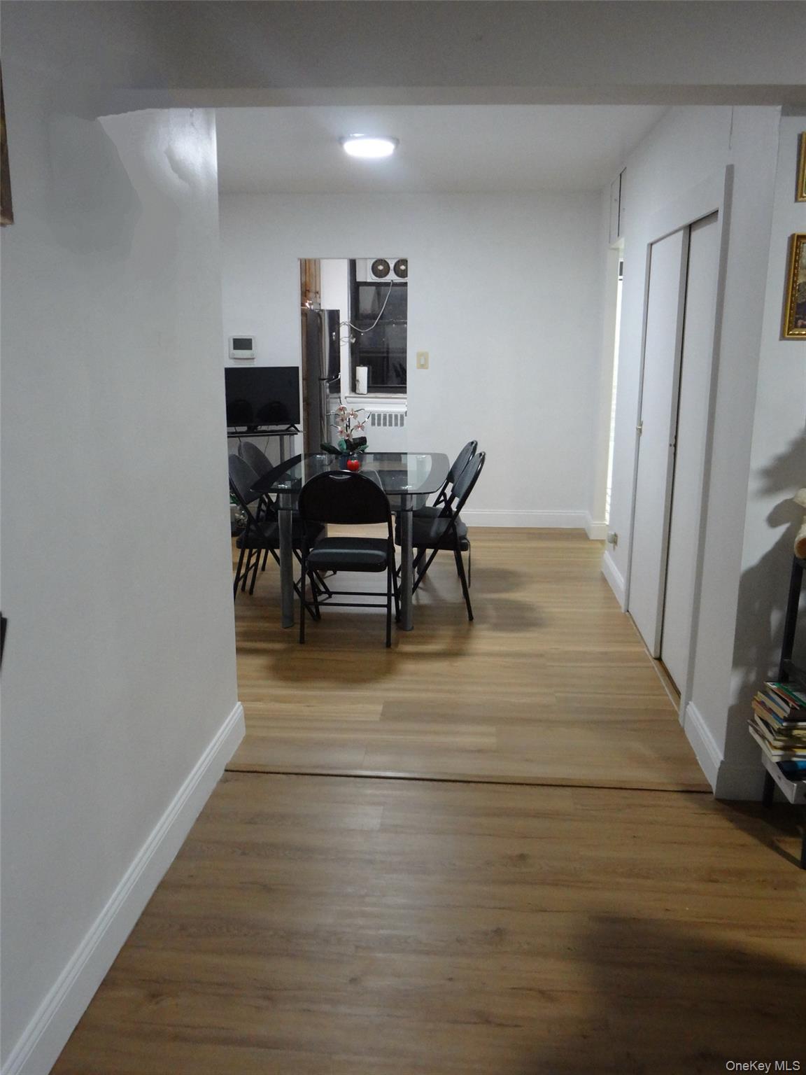 #4 photo, 88-09 Northern, जैक्सन हाइट्स Jackson Heights , NY 11372