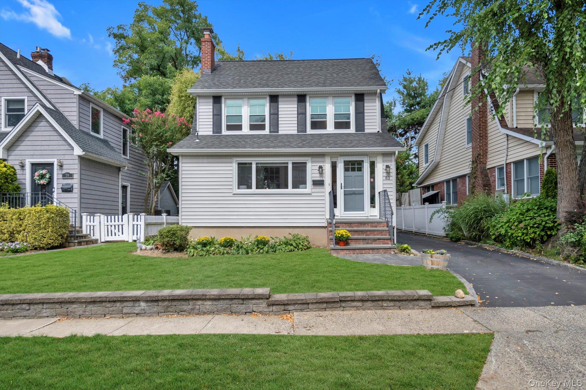 #1 photo, 81 Highland Avenue, पोर्ट वॉशिंगटन Port Washington , NY 11050