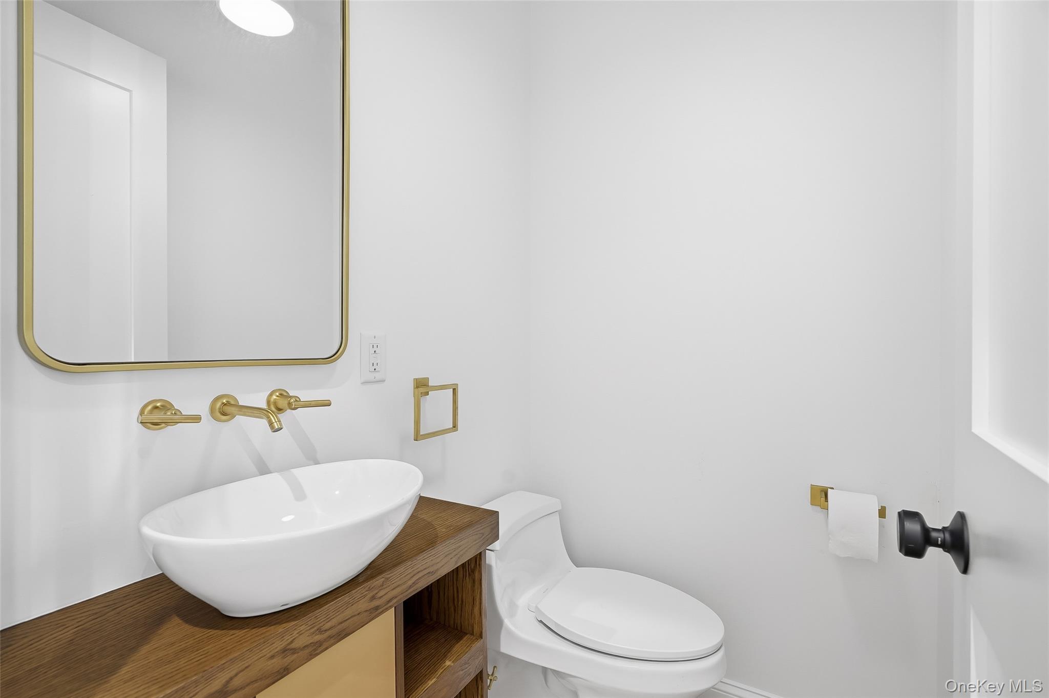 #11 photo, 76 Glen Oaks Drive, Rye , NY 10580