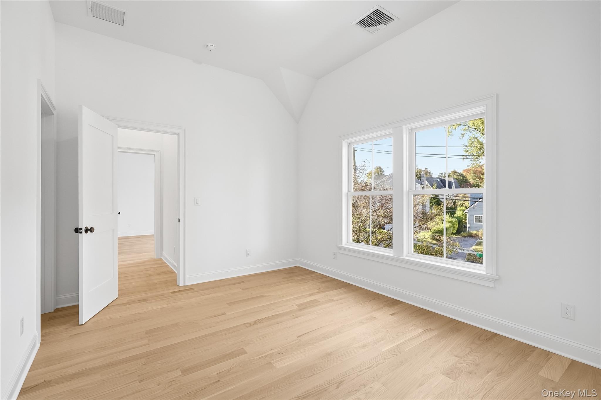 #19 photo, 76 Glen Oaks Drive, Rye , NY 10580