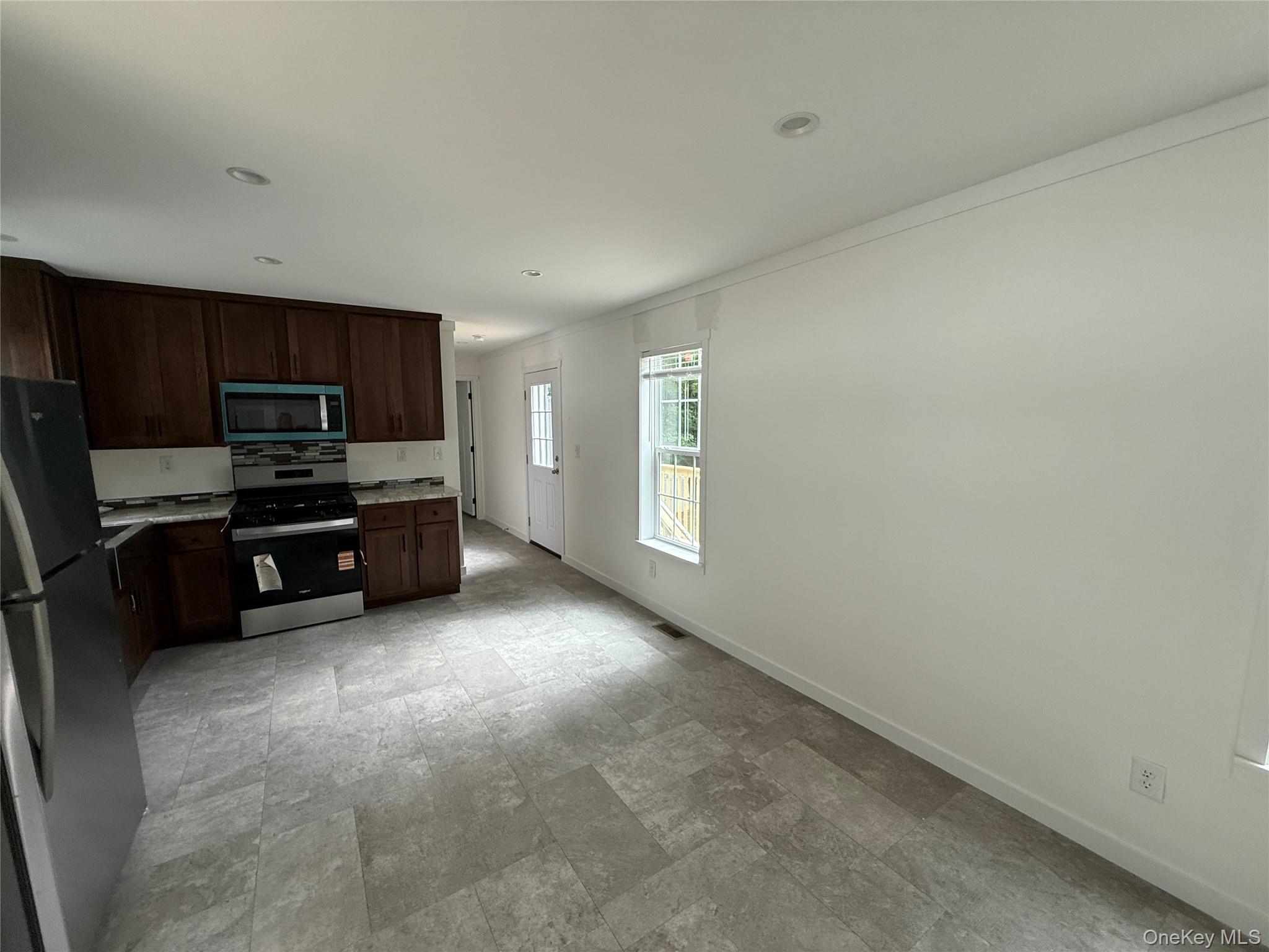 #5 photo, 128 Forest Park, Wallkill , NY 12589