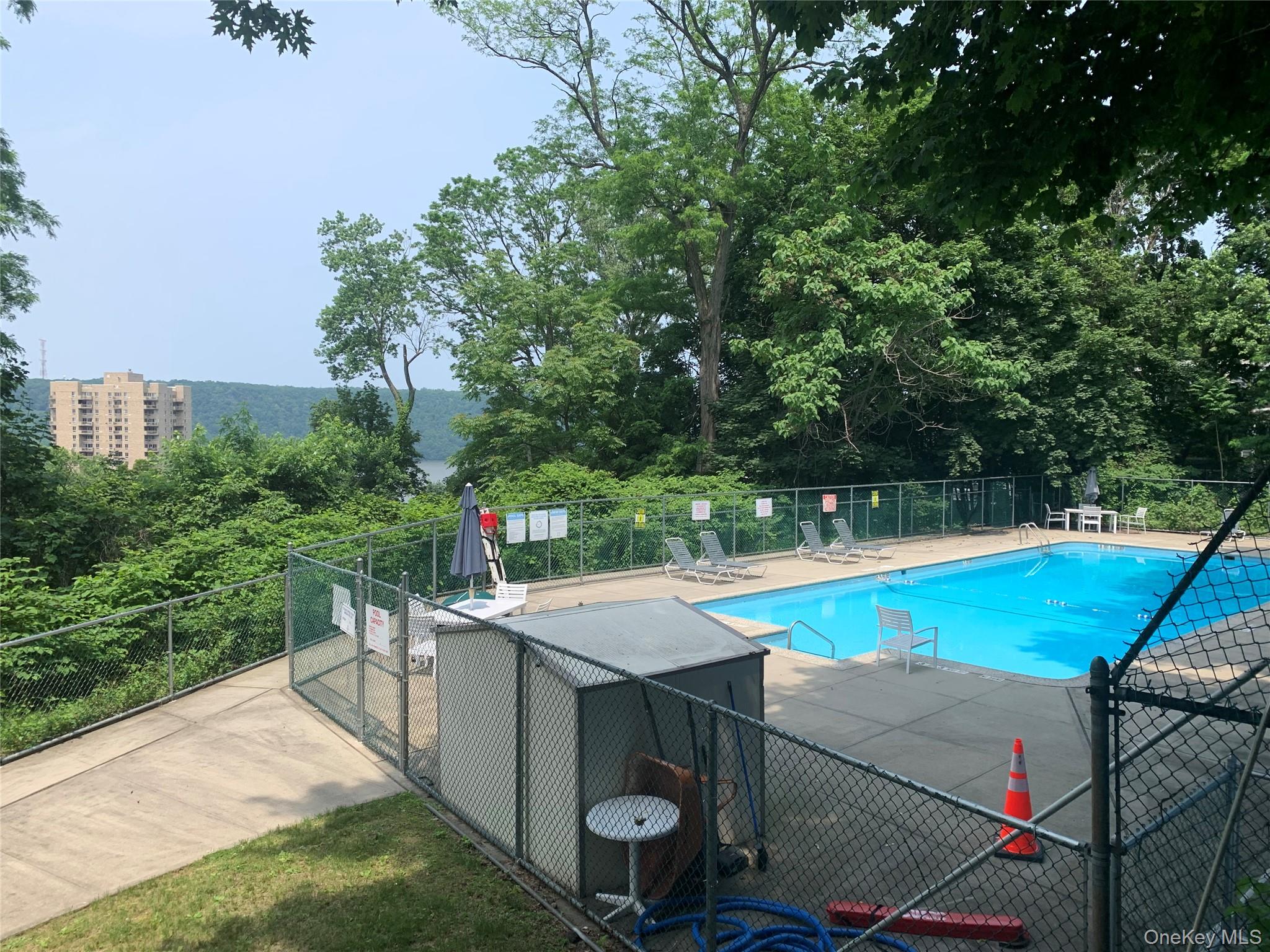 #12 photo, 377 N Broadway, Yonkers , NY 10701