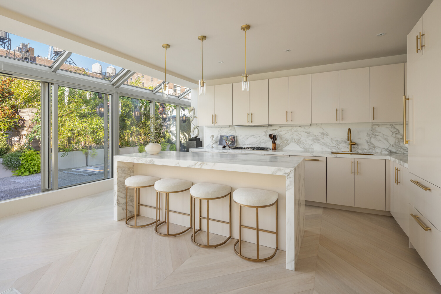 #7 photo, 60 W 20TH Street, Flatiron , NY 10011