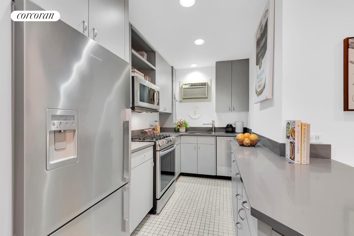 #7 photo, 175 E 79TH Street, Upper East Side , NY 10075