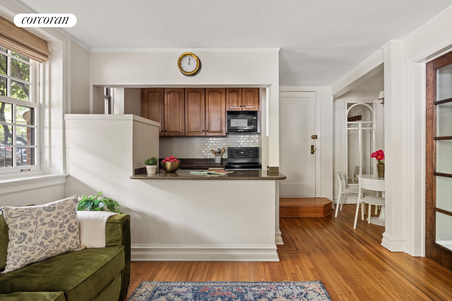 #4 photo, 784 CARROLL Street, ブルックリン区 Park Slope , NY 11215