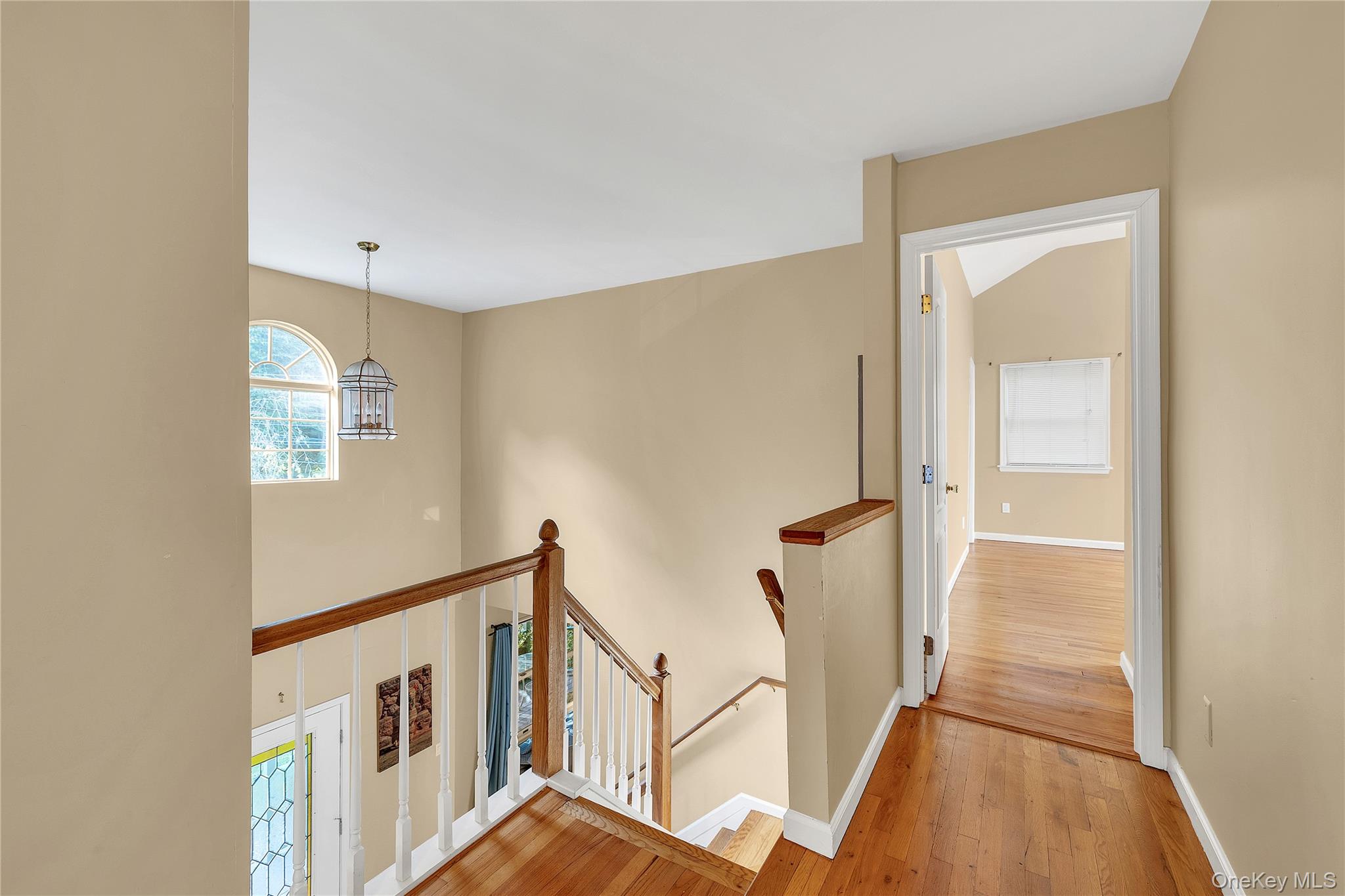 #18 photo, 124 Fleets Cove Road, Huntington , NY 11743