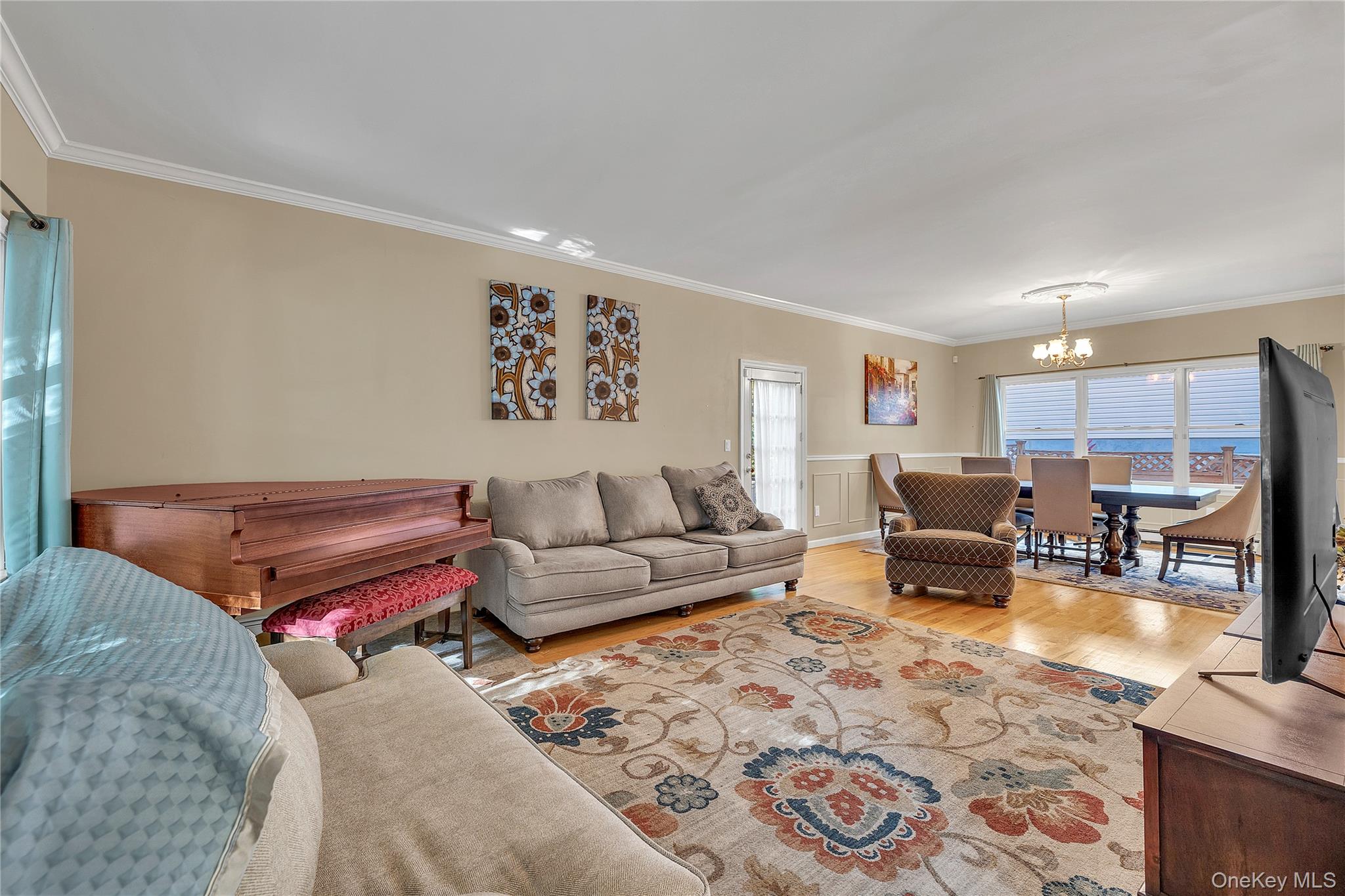 #6 photo, 124 Fleets Cove Road, Huntington , NY 11743